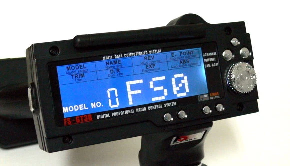 FLYSKY FS GT3B 3ch 2.4GHz LCD RC Model Transmitter & Receiver TS898 - Image 4 of 4