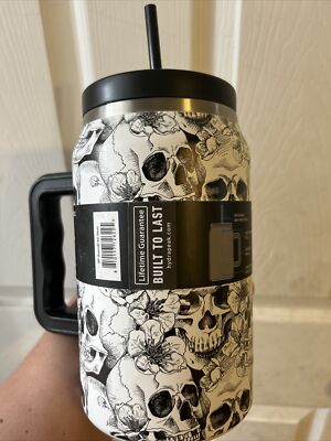 HydraPeak SKULL Quench 50oz Insulated Bottle Tumbler Handle Straw
