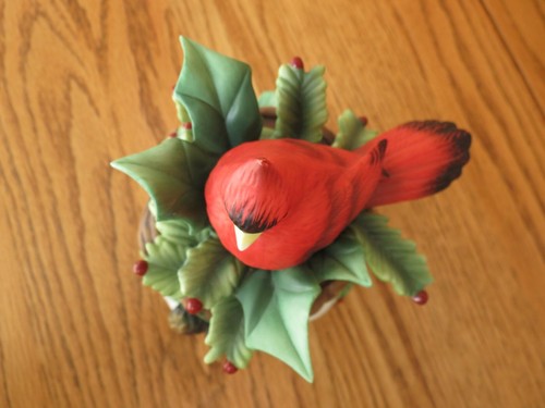 Cardinal Holiday Tea Candle Holder Nest Holly Trim Porcelain Partylite Boxed - Picture 4 of 15
