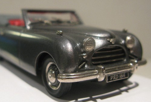 Lansdowne Models 1:43 LDM118 Met Grey 1954 Jensen Interceptor 4-Seat Convertible - Picture 6 of 14