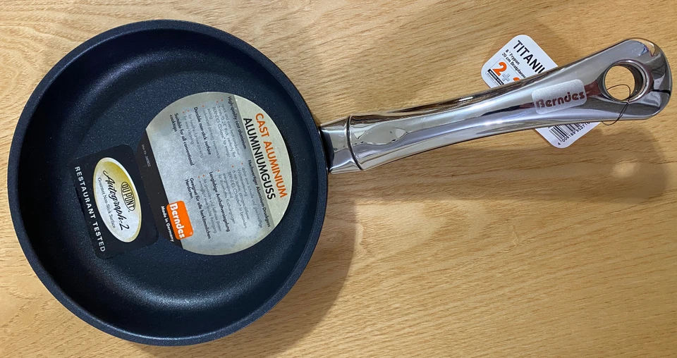 BERNDES Germany PADELLA ANTIADERENTE da 20 cm Art. 095271 - Immagine 2 di 4