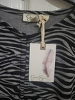 Jessica Simpson Shirt Blouse Girls Grey Zebra Animal Print Cropped Ruched — photo 3