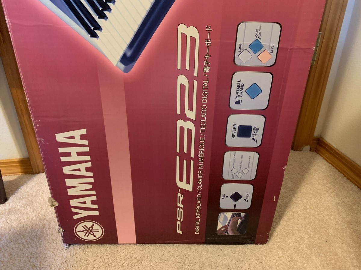 ★YAMAHA★キーボード★E323 Yamaha PSR-E323 Portable Keyboard with MIDI, 61-Key | zZounds