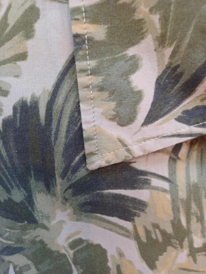 Camisa H&M Hawaiana Verde Palmeras Talla L Para Hombres Algodón Manga Corta Abotonada Playa Foto 4 de 4