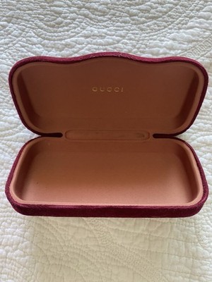 Vintage Gucci Burgundy Velvet Clamshell Hard Case Storage for Glasses.