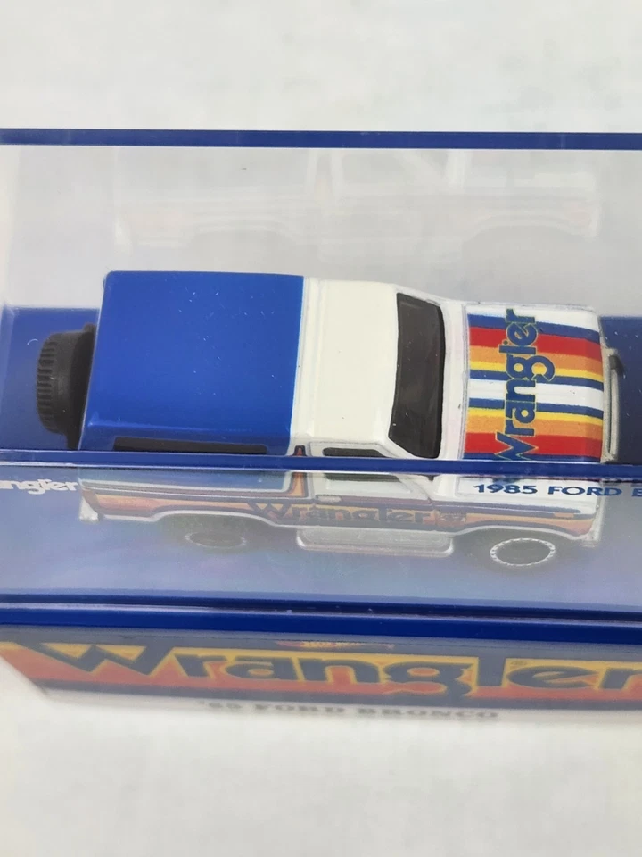 Hot Wheels RLC Wrangler '85 FORD BRONCO 2024 Mattel Creations New - Image 4 of 4