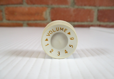 #ad Vintage White Radio Volume Knob 1 Inch Wide $9.75