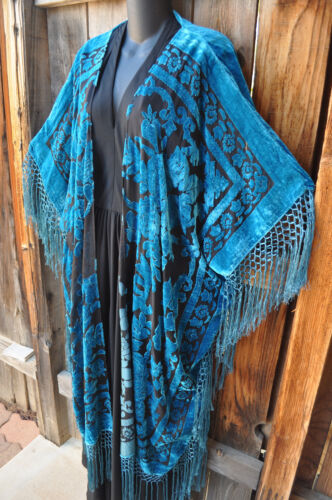 ART TO WEAR TÜRKIS AUF SCHWARZ LANGE SEIDE SAMT AUSBRENNER KIMONO JACKE 76"B,OS+, NEU OHNE ETIKETT - Bild 2 von 5