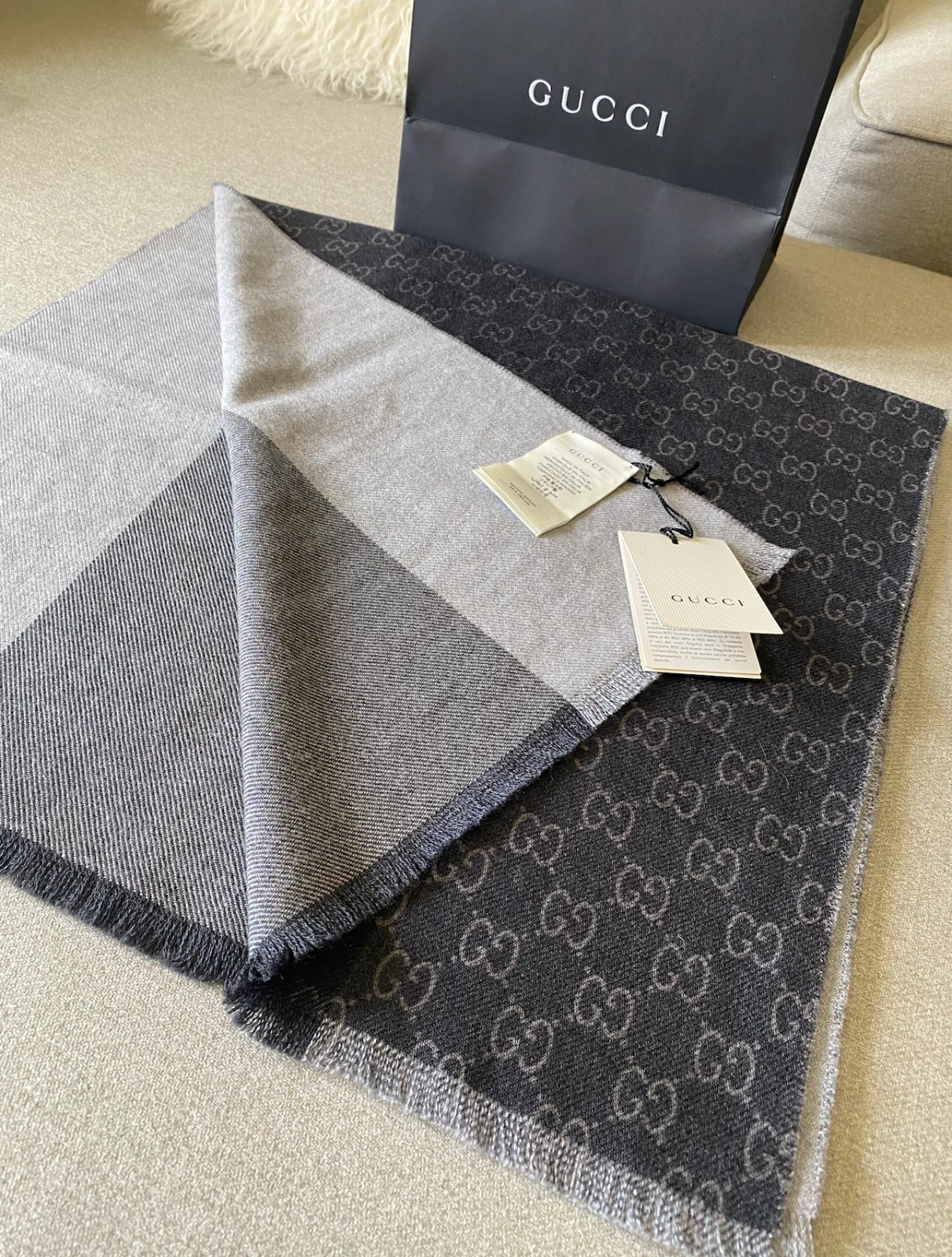 Écharpe Gucci GG 100 % laine neuve avec étiquettes taille 45 x 180 cm fabriquée en Italie