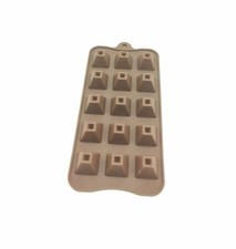 Moule En Silicone 15 Muffins Cupcakes Doux Pudding Chocolat Formes Pyramide Bal