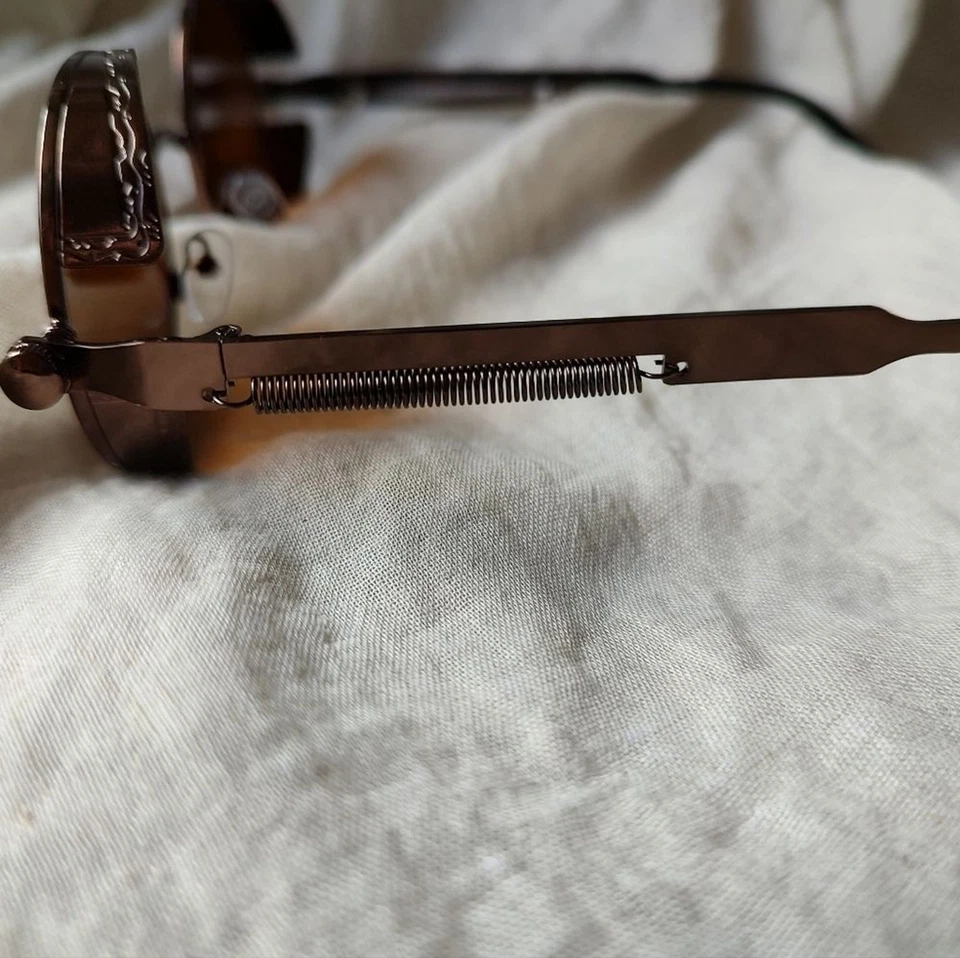 ¡Gafas de sol redondas Sugar Magnolia's Steampunk con resorte! ¡Nuevo! Foto 2 de 4