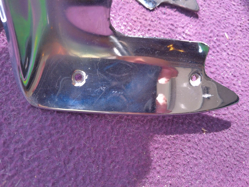 Pontiac Bonneville 1968 cromo parachoques trasero relleno pieza 7734203 7734202 Foto 4 de 4