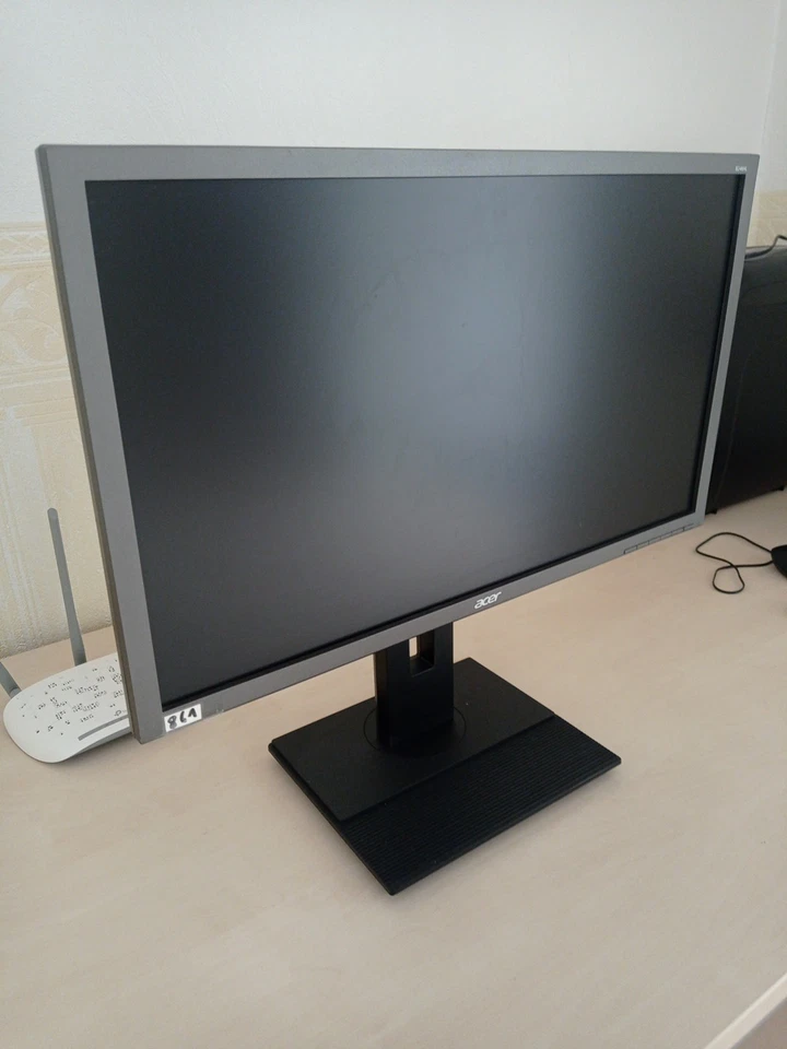 Acer B246HL YMDR Monitor 24" TFT LCD Pivot 1920 x 1080 FullHD LED-Backlight - Bild 2 von 4