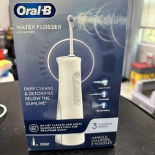 Oral B Water Flosser Advanced, Cordless Portable Irrigator Handle 2 Nozzles