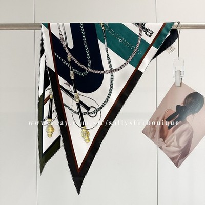 Sallys 14 Momme Twill Silk Scarf Saddle Print Triangle Shawl 130*85cm Green