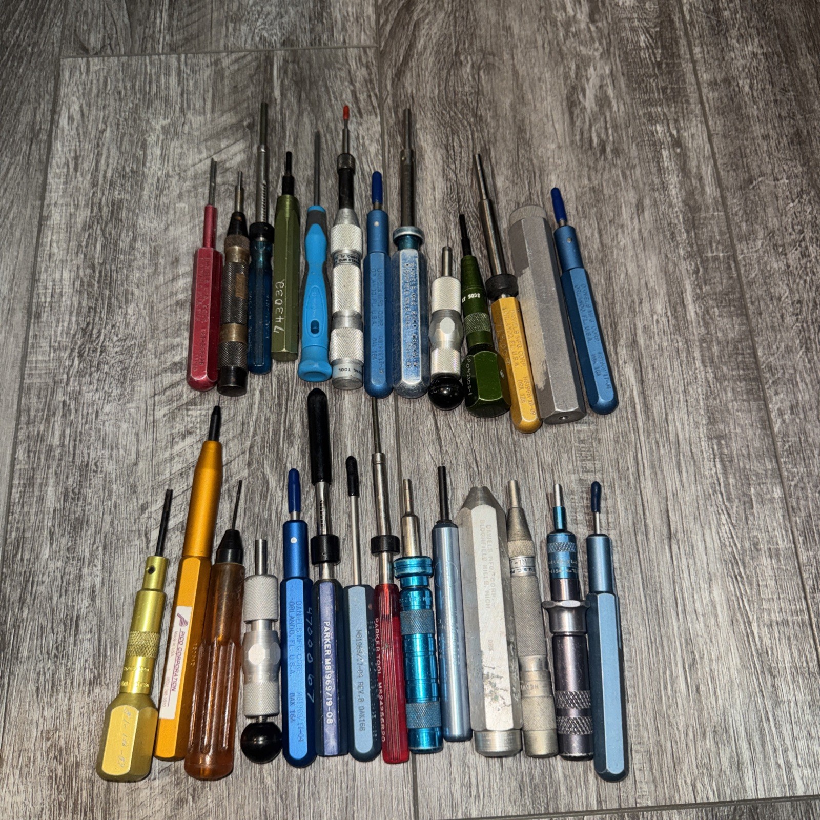 Lot Of 27 Used Removal, Installing Tool for Mil-Spec Connector Daniels Pico