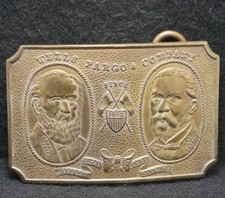 XD01113 VINTAGE 1970s WELLS FARGO COMPANY ADVERTISEMENT MENS BELT BUCKLE