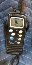 ICOM IC-M1B VHF Marine Transceiver Radio with ICOM AD-95 Charger Base