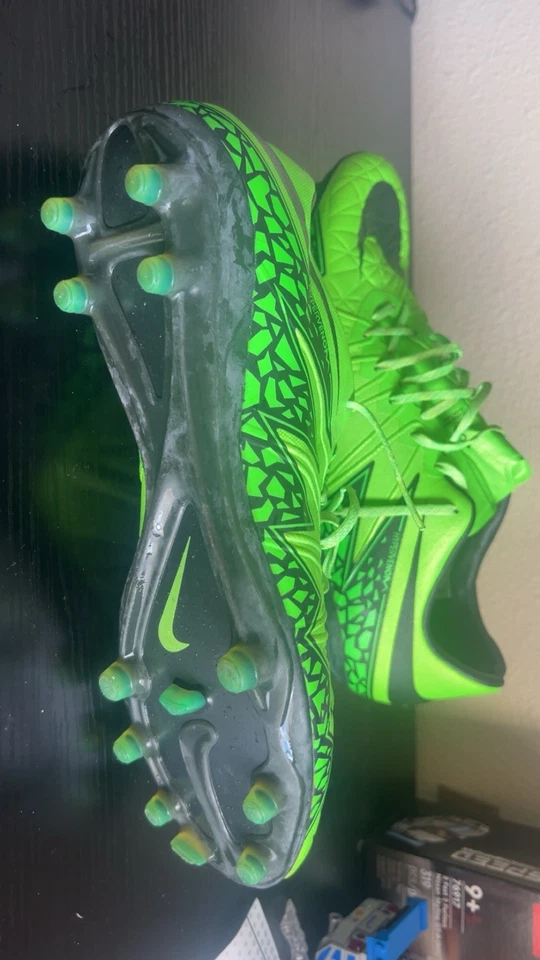 Nike Hypervenom Phantom 2 FG 'Green Strike' Low Top - Image 3 of 4