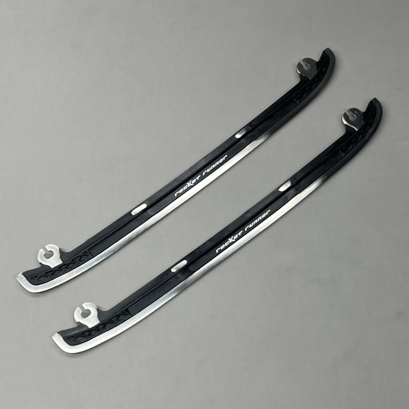 CCM Pair Of RocketRunner Ice Skate Stainless Steel Replacement Blades 10.5-11 29