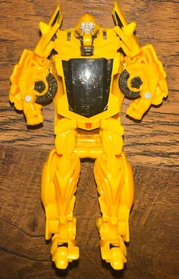 Transformers The Last Knight 1-Step Turbo Changer Bumblebee (MISSING TIRE)