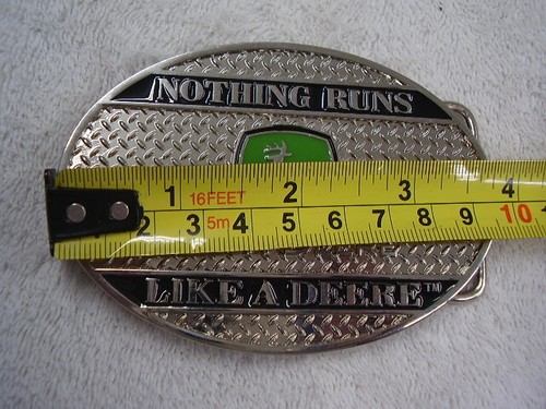 JOHN DEERE NOTHING RUNS LIKE A DEERE BELT BUCKLE FREE POSTAGE - Picture 3 of 3