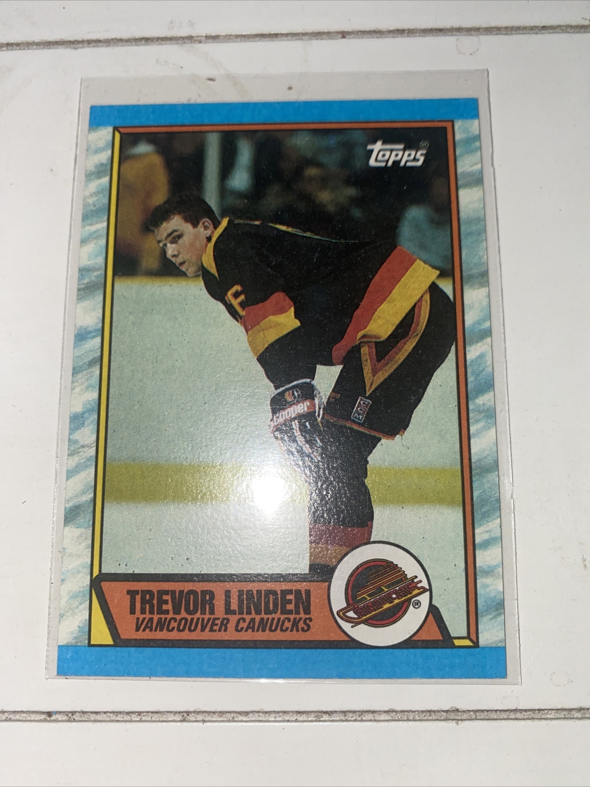 Trevor Linden ROOKIE 1989-90 Topps #89, Vancouver Canucks 0129