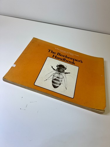 The Beekeeper’s Handbook By Sammataro And Avitabile - Picture 4 of 17