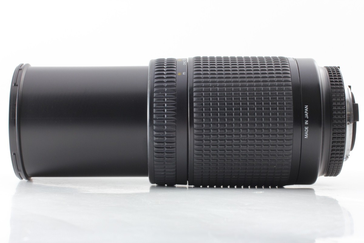 NEAR MINT w/ Hood] Nikon ED AF Nikkor 70-300mm F4-5.6 D Zoom Lens