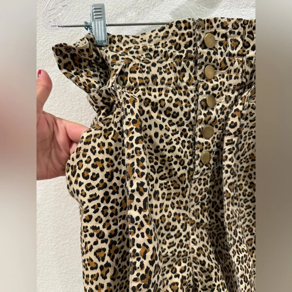 Entro Leopard Animal Print Paperbag High Waist Button Front Tie Shorts Size S - Изображение 2 из 4