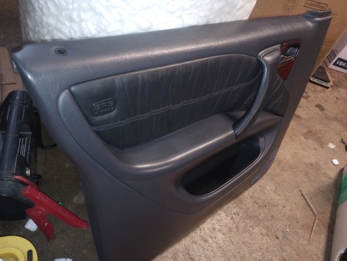 00-05 Mercedes W163 / ML350 / ML500 Left / Driver Door Panel Anthracite - Picture 6 of 8