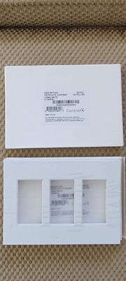 Control4 C4-FP3-C-WH  Faceplate Contemporary 3 Gang White