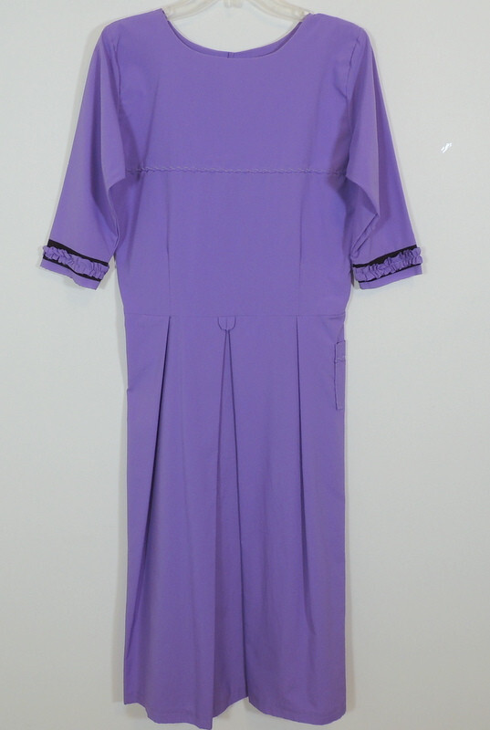 mennonite dress Handmade Modest Tall Cape 36"B/11" to 34"W 54"L Green Traditional mennonite clothing hi-res stock