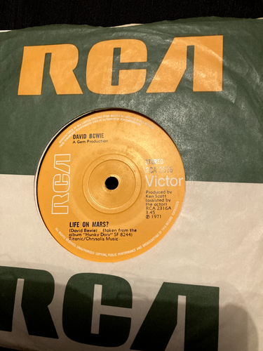 DAVID BOWIE - LIFE ON MARS? RCA 2316 WITH FULL AUDIO
