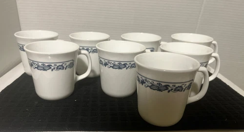 Corning Ware Corelle Old Town Blue Onion Coffee Mugs Cups Set of 8 D handle 70s