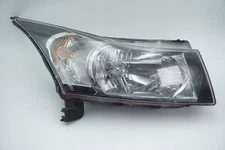 LAMPA PRZEDNIA PRAWA CHEVROLET CRUZE