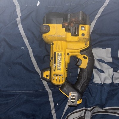 DEWALT DCS350 20V MAX Cordless Threaded Rod Cutter 1/4 -1/2  Tool Only   Tested