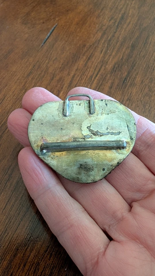 De colección (2) 1930 cinabrio tallado China en forma de corazón hebillas de cinturón detalladas plateadas UJ1 Foto 4 de 4