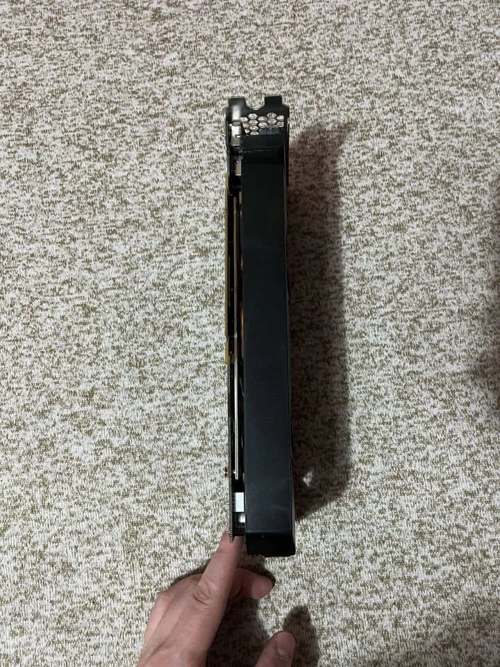 Tarjeta de gráficos PNY GeForce GTX 1080 OC 8 GB GDDR5X *USADA* Foto 4 de 4