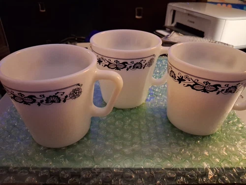 Corning CORELLE Livingware OLD TOWN BLUE ONION D Handle Cup Coffee Mug Pyrex