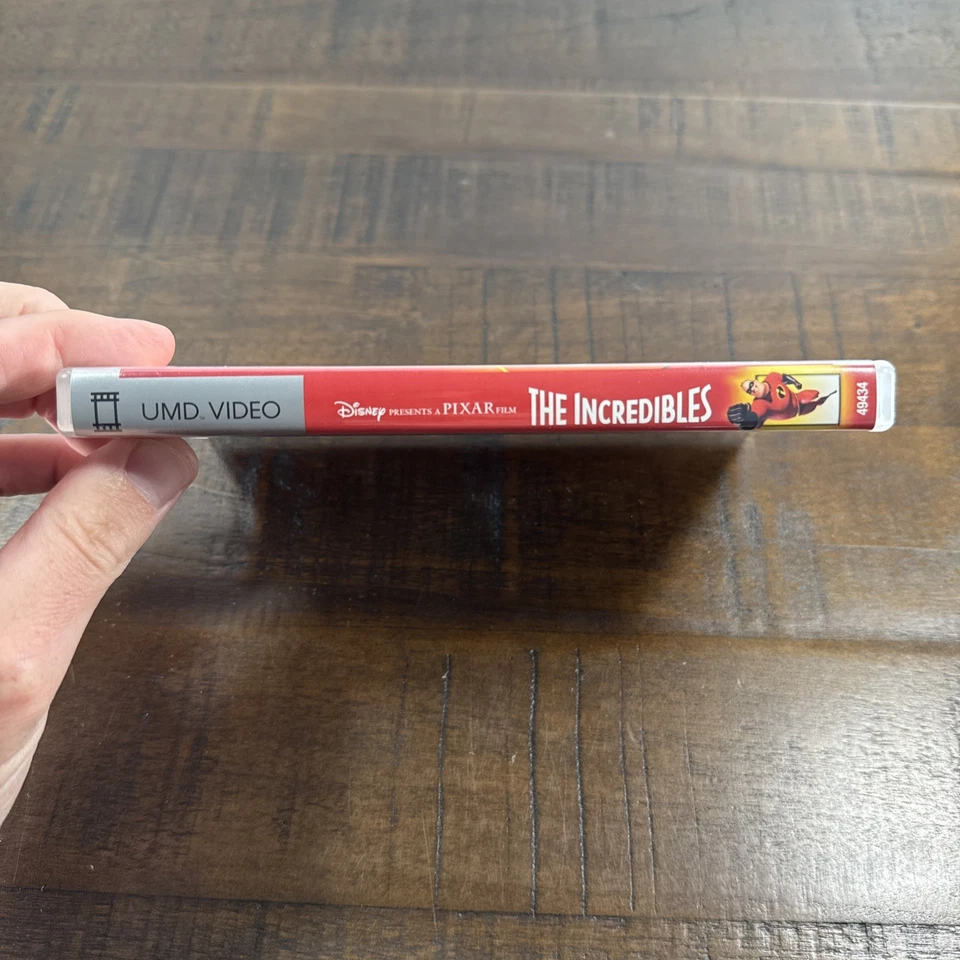 *Replacement Case* The Incredibles - UMD Video (Sony PSP, 2003) (No Disc) Foto 3 de 4