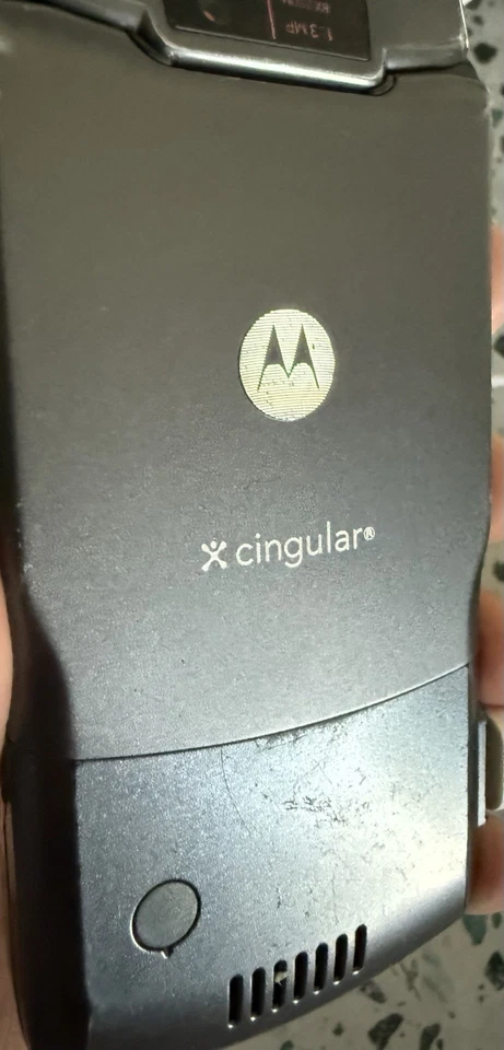 Motorola RAZOR  V3c Mobile Phones - Set of 3 Works Don’t Hold A Charge Va6 - Image 3 of 4