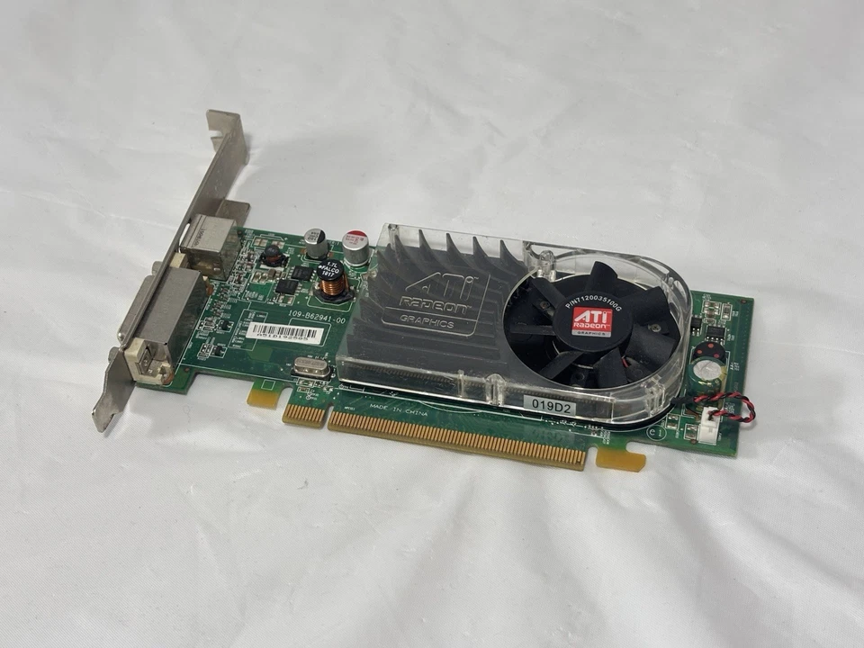 ATI Radeon HD 3450 Dell X399D PCI Express x16 256MB Video Card  - Image 2 of 4
