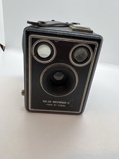 Vintage Kodak Box Brownie Six-20 Model C Camera - Made in England C8