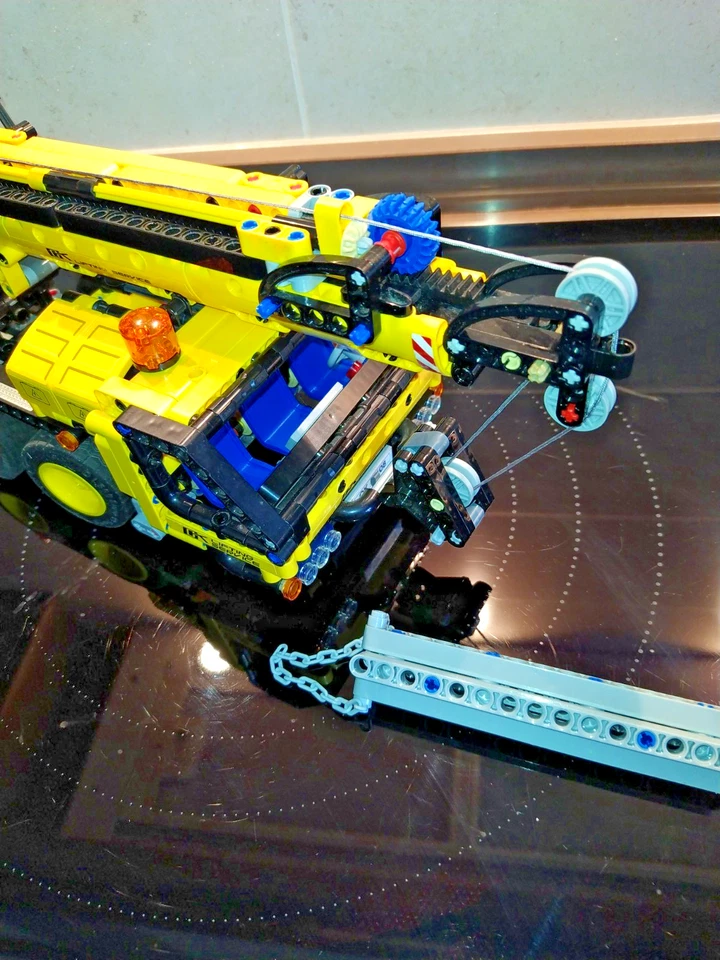LEGO Technic 42108 Mobile Crane, foto 4 di 5