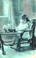 #H4090     YOUNG  CHILD    REAL PHOTO   POSTCARD,