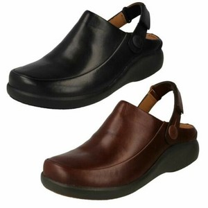 clarks strap shoes