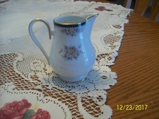 Noritake Poreclain Vintage Landon Pattern 4111 Floral & Leaves Creamer