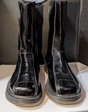 Vintage Dr. Martens Women boots size 6 model 9788 A10 