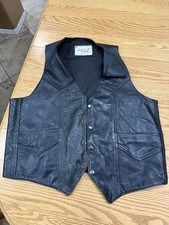 Genuine Leather Biker Vest Size Medium Black Motorcycle Snap Front Sleeveless